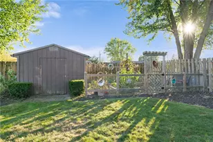 3000 Artfield St, Lower Burrell, PA 15068 - Photo 26