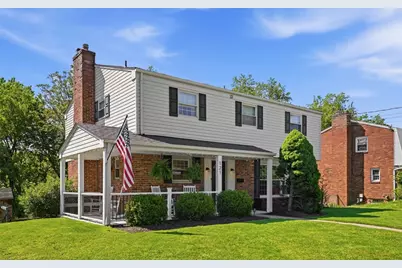 121 Point Vue Drive, Ross Twp, PA 15237 - Photo 2