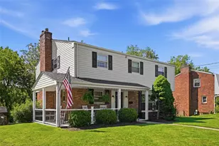 121 Point Vue Dr, Ross Twp, PA 15237 - Photo 2