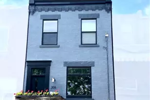206 Carrington St, Pittsburgh, PA 15212 - Photo 1