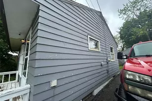 2117 Paul St, Hermitage, PA 16148 - Photo 8