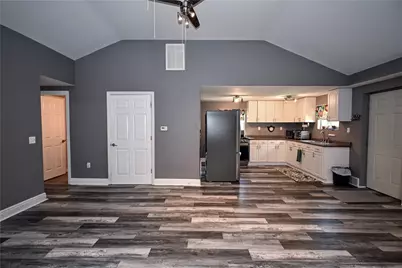 711 Memory Lane, Liberty Boro, PA 15133 - Photo 2