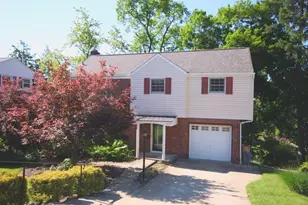 162 Columbia Dr, Pittsburgh, PA 15236 - Photo 1