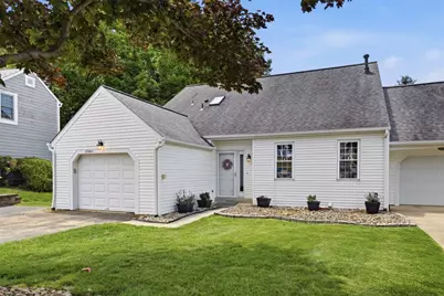 2558 Grouse Rdg #A, Pittsburgh, PA 15090 - Photo 2