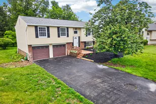 2016 Pembrook Dr, Indiana Township, PA 15116 - Photo 2