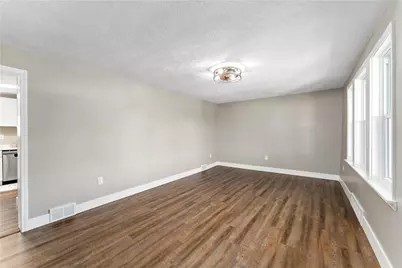 3276 McRoberts, Pittsburgh, PA 15234 - Photo 6