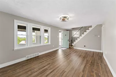 3276 McRoberts, Pittsburgh, PA 15234 - Photo 4