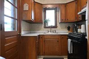 1612 Harrison Ave, Jeannette, PA 15644 - Photo 6