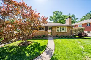 1234 Lakemont Dr, Pittsburgh, PA 15243 - Photo 1