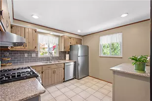 1234 Lakemont Dr, Pittsburgh, PA 15243 - Photo 10