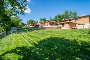 1234 Lakemont Dr, Pittsburgh, PA 15243 - Photo 2
