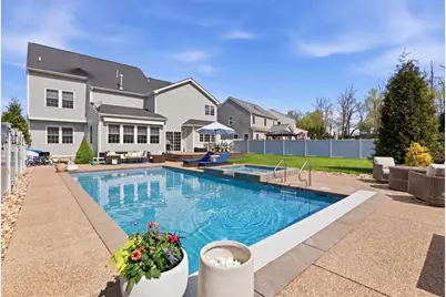 5006 Firwood Dr, Cecil, PA 15317 - Photo 2