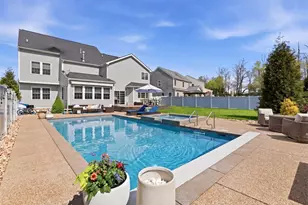 5006 Firwood Dr, Cecil, PA 15317 - Photo 2