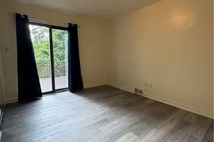 2064 Dartmore St, Pittsburgh, PA 15210 - Photo 18