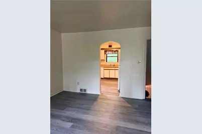 2064 Dartmore St, Pittsburgh, PA 15210 - Photo 8