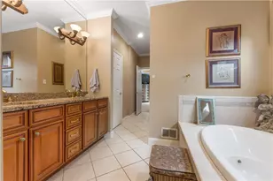 1505 Staunton Dr, Moon/Crescent Twp, PA 15108 - Photo 20