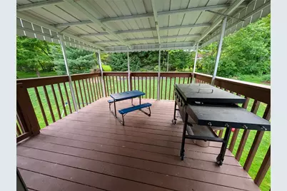 213 Cherokee Dr, Center Township, PA 16001 - Photo 22