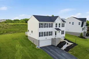 2654 Salerno Dr, Collier Township, PA 15071 - Photo 2