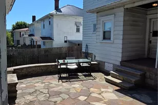 15 Areford St, North Union Township, PA 15401 - Photo 2