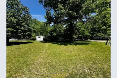 3651 Sample Rd, Hermitage, PA 16148 - Photo 1