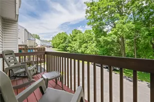 208 Meadowview Dr, Canonsburg, PA 15317 - Photo 14