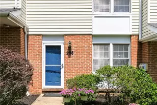 208 Meadowview Dr, Canonsburg, PA 15317 - Photo 1