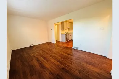 115 1/2 7th Ave, Carnegie, PA 15106 - Photo 2