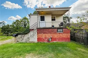 115 1/2 7th Ave, Carnegie, PA 15106 - Photo 1