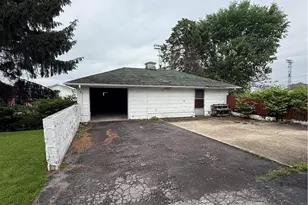 908 Hazen St, New Castle, PA 16105 - Photo 16