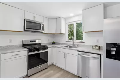 11834 Joan Dr, Pittsburgh, PA 15235 - Photo 12
