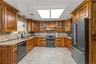 2490 Jefferson Ave, Canton Township, PA 15301 - Photo 6