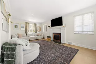 631 Overlook Dr, Pittsburgh, PA 15216 - Photo 4