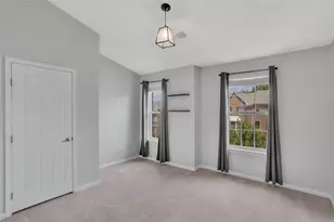 284 Broadstone Dr, Adams Township, PA 16046 - Photo 28