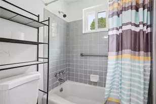 166 Glenhurst Dr, Verona, PA 15147 - Photo 20