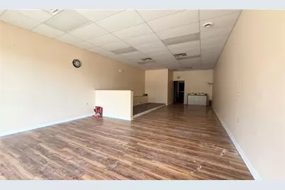 869 E State Street, Sharon, PA 16146 - Photo 2