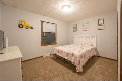 1053 New London Dr, Greensburg, PA 15601 - Photo 14