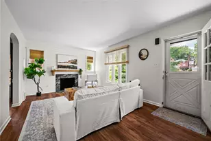 2007 Elmbrook Ln, Scott Township, PA 15243 - Photo 4