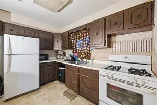 2822 Brentwood Ave, Pittsburgh, PA 15227 - Photo 14