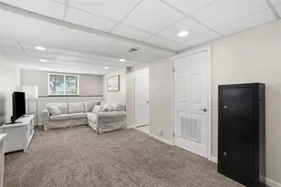 228 Rampart Blvd, Pittsburgh, PA 15068 - Photo 32