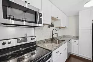 228 Rampart Blvd, Pittsburgh, PA 15068 - Photo 14