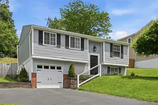228 Rampart Blvd, Pittsburgh, PA 15068 - Photo 2