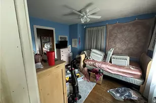311 Margaret St, Jeannette, PA 15644 - Photo 8