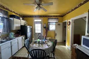 311 Margaret St, Jeannette, PA 15644 - Photo 4