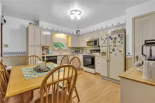 210 Pine Dr, Moon/Crescent Twp, PA 15108 - Photo 16