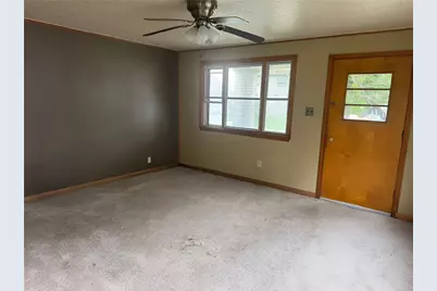 1111 Pollock Ave, New Castle, PA 16101 - Photo 4