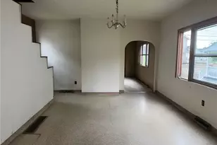 1111 Pollock Ave, New Castle, PA 16101 - Photo 6