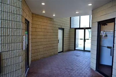 301 E 1st Ave, Tarentum, PA 15084 - Photo 6