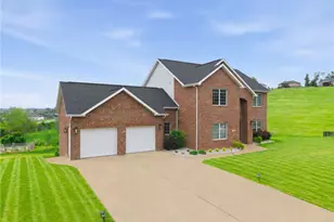 369 Durst Rd, North Huntingdon, PA 15642 - Photo 2