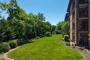 2525 Greensburg Pike, Pittsburgh, PA 15221 - Photo 16