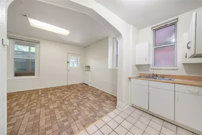 5624 Woodmont St, Pittsburgh, PA 15217 - Photo 28